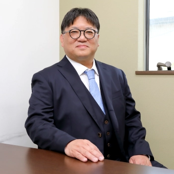 代表取締役　髙橋 亮輔